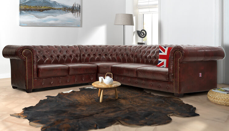 canapé d'angle Chesterfield couleur cognac